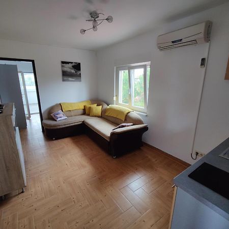 Apartments Fida Вир Екстериор снимка