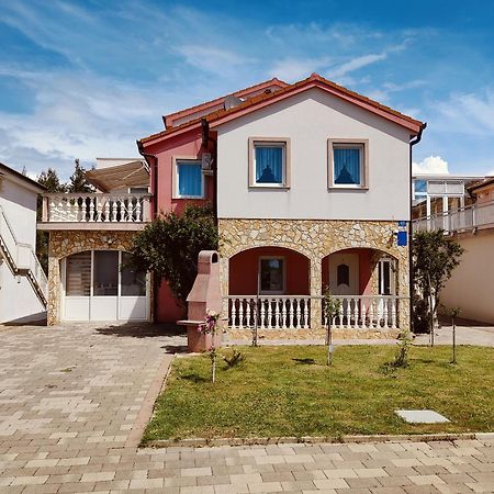 Apartments Fida Вир Екстериор снимка